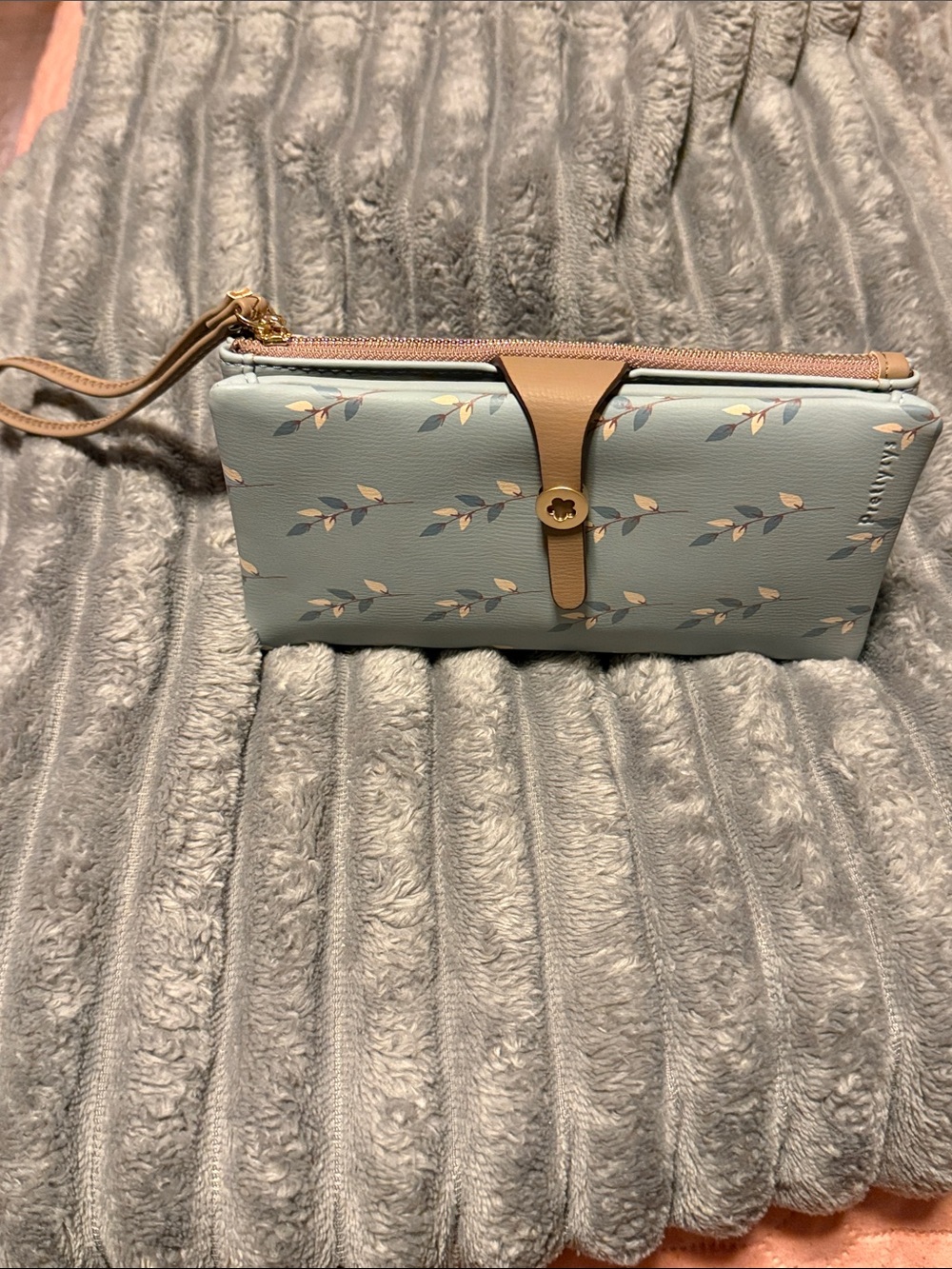 Light Blue Floral Wristlet Wallet with Tan Trim